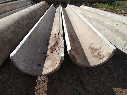 Лоток водоотводной из асбестоцементной безнапорной трубы D 100 мм L=3,95 м